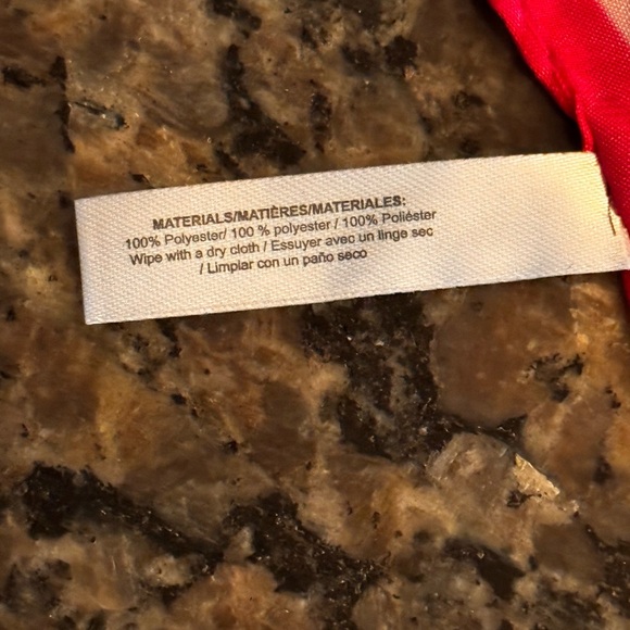 Avon vintage breast cancer in it to win it large satin scarf EUC - Picture 6 of 9